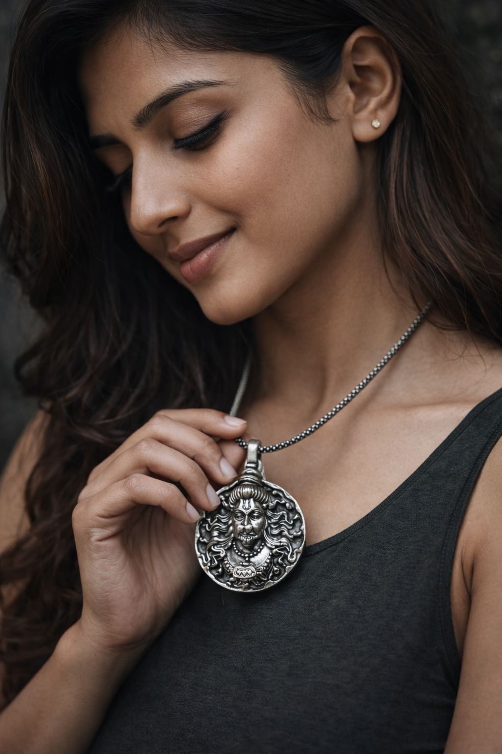 🕉️ Hanuman Ji Pendant Oxidised Silver Chain – Powerful & Stylish Spiritual Jewelry
