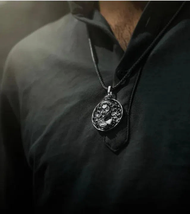 🕉️ Hanuman Ji Pendant Oxidised Silver Chain – Powerful & Stylish Spiritual Jewelry